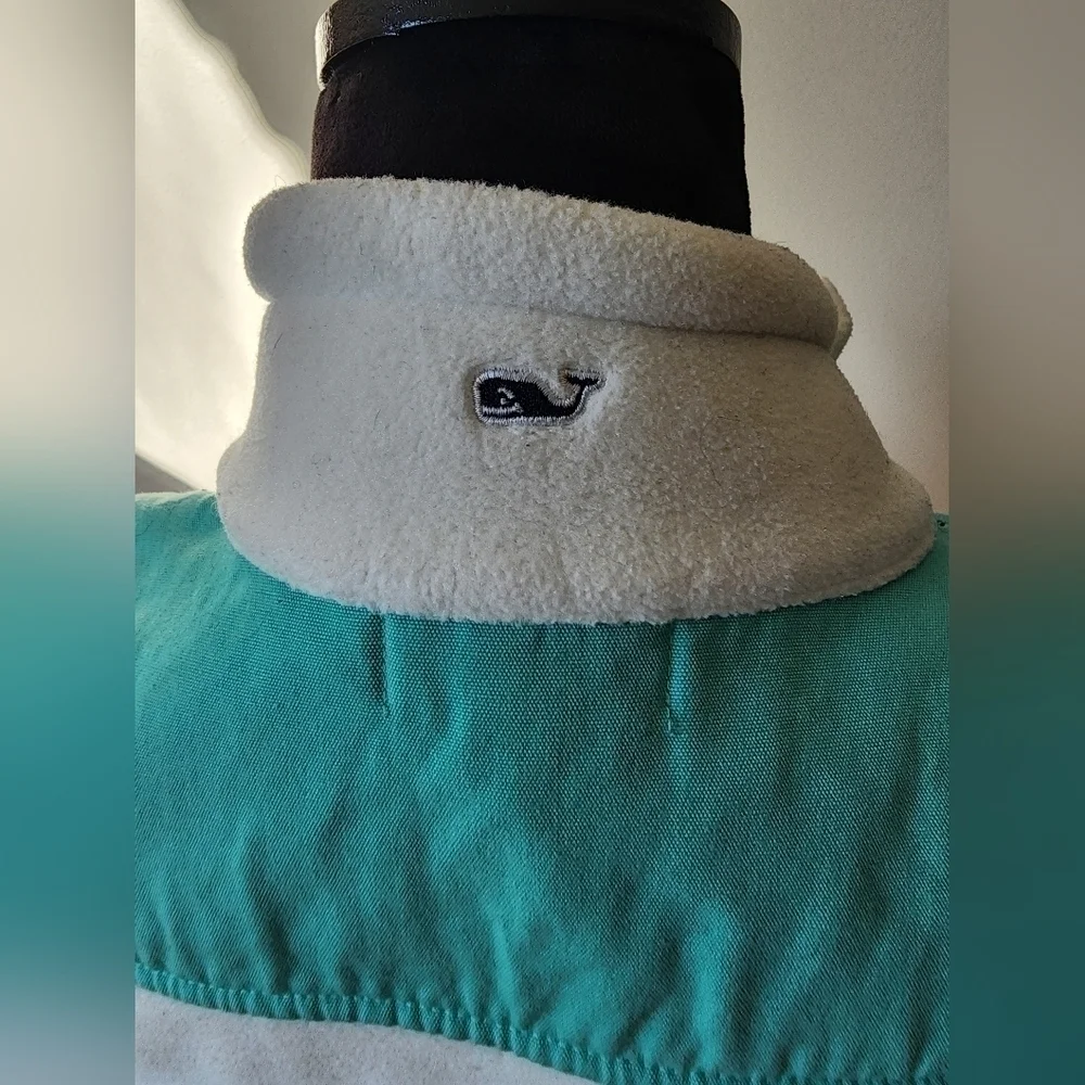 Vineyard Vines womens shep vest white & aqua size S.